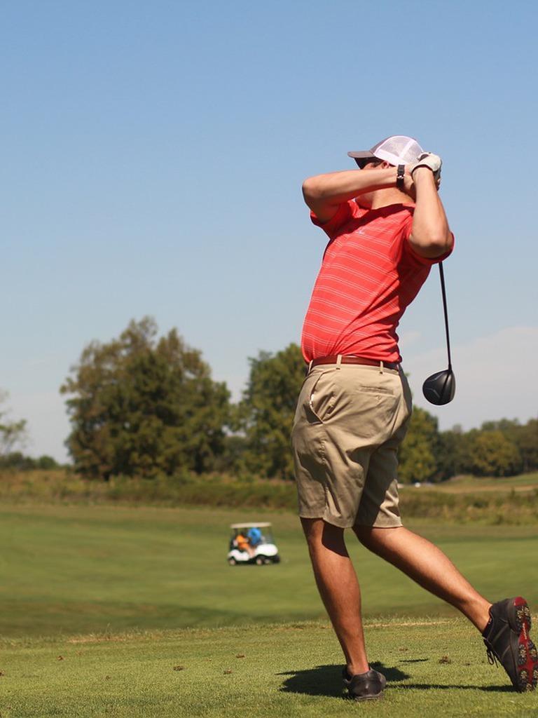 768x1024 Golf Live Wallpaper for Android