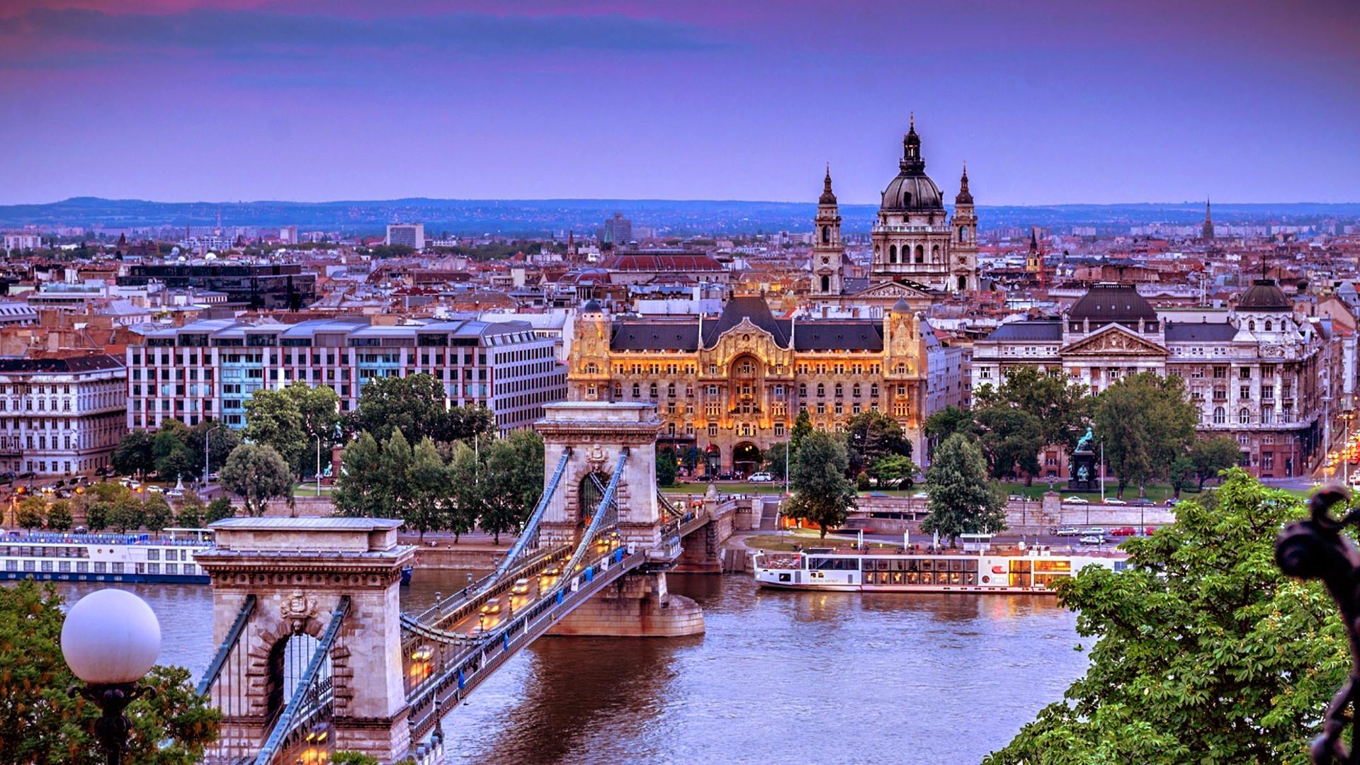 1920x1080 Budapest Chain Bridge Wallpaper. Wallpaper Studio 10