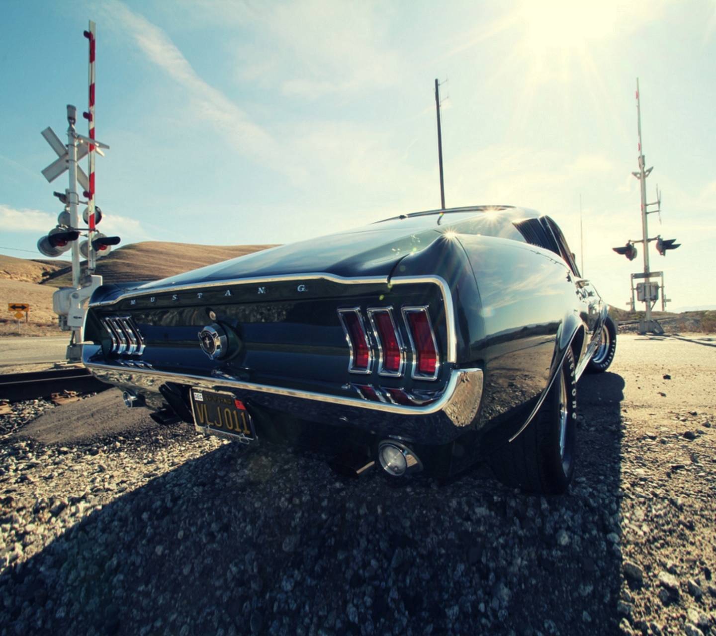 1440x1280 Mustang Fastback wallpaper