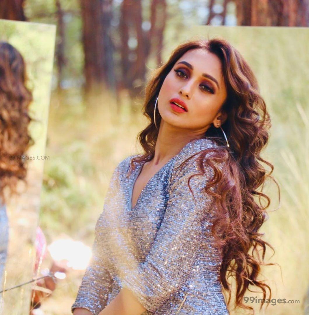 1059x1080 Mimi Chakraborty HD Wallpaper (Desktop Background / Android / iPhone) (1080p, 4k) (1059x1080) (2021)
