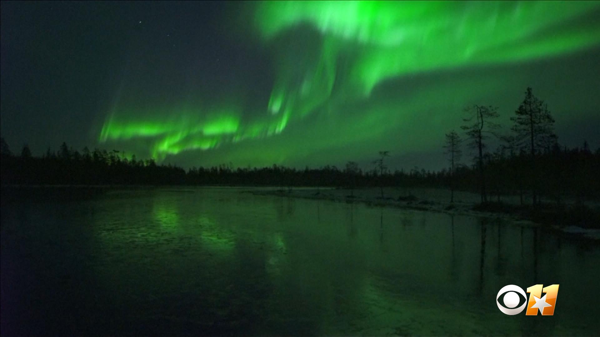 1920x1080 VIDEO: Northern Lights Dazzle Skies Over Arctic Circle