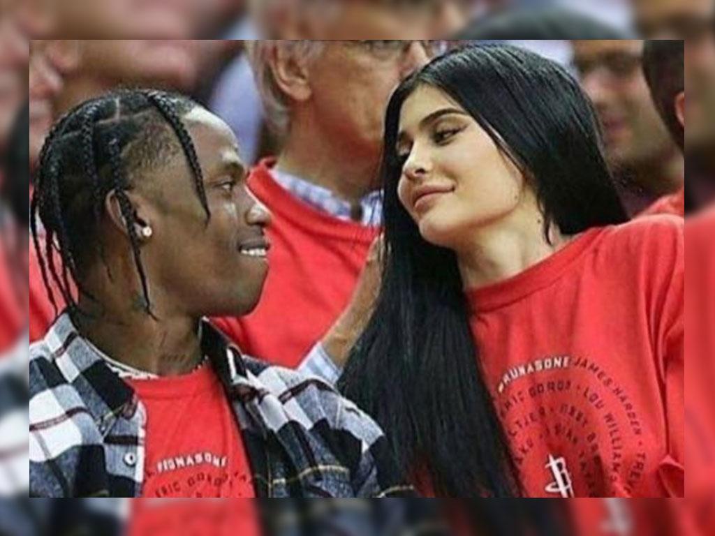 1024x768 Travis Scott And Kylie Jenner Wallpaper