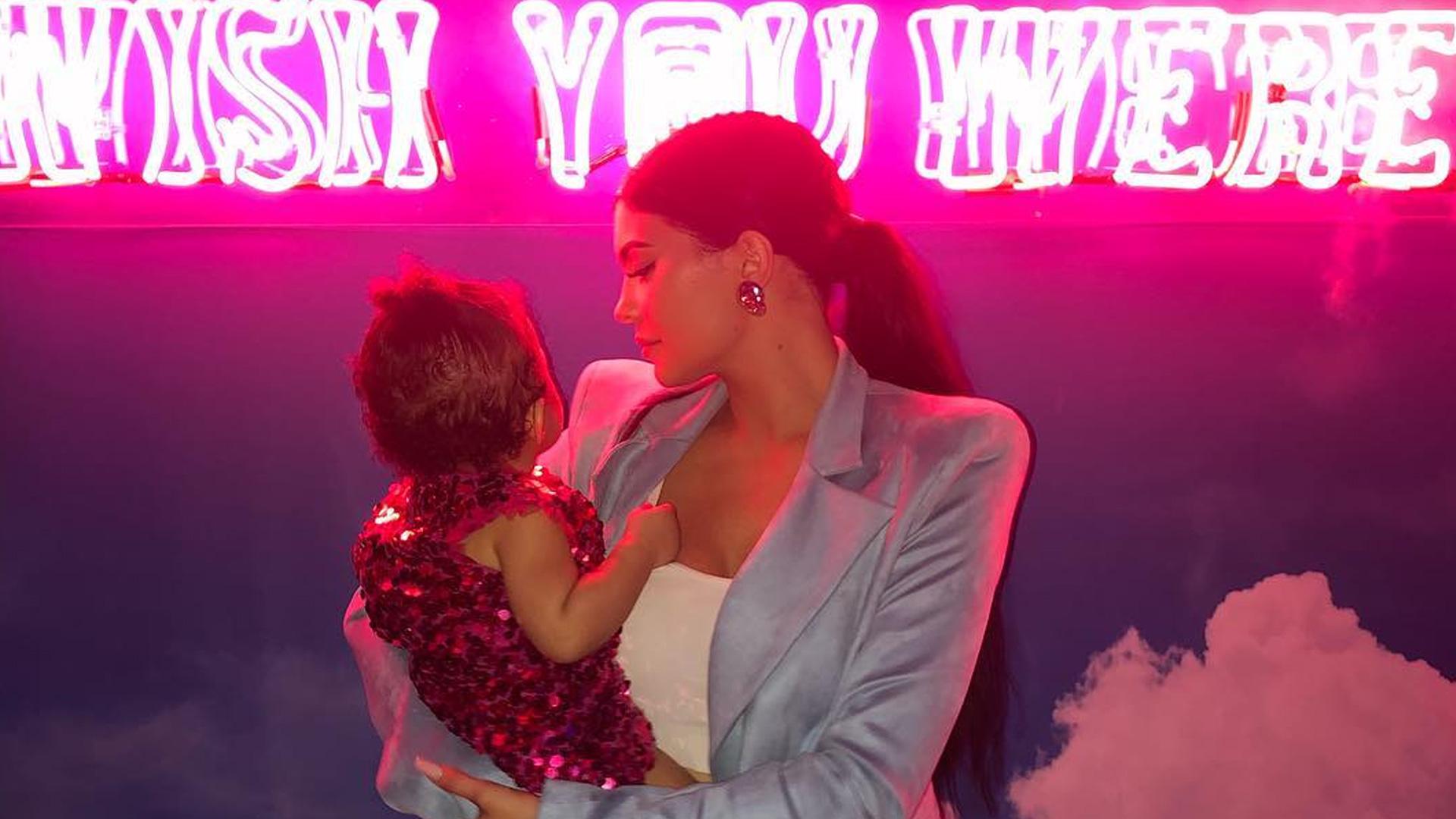 1920x1080 Kylie Jenner & Travis Scott Celebrate Daughter Stormi's First Birthday With Extravagant 'Stormiworld' Bash