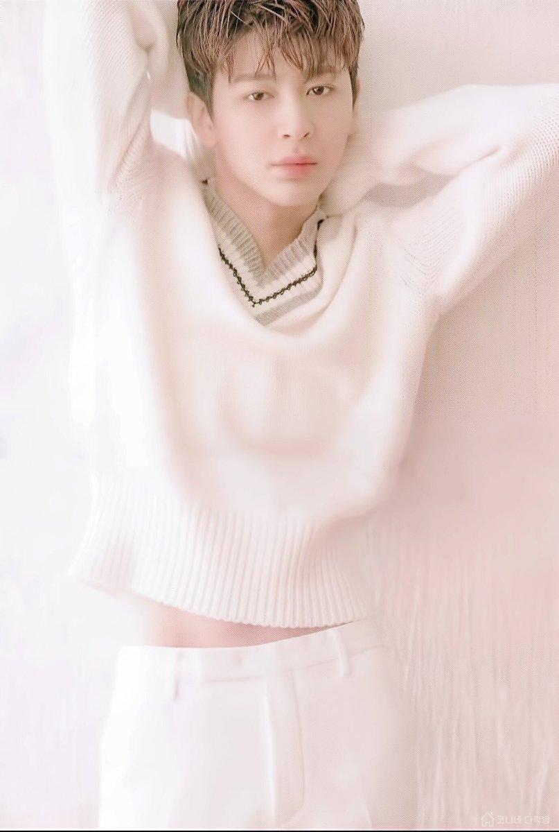 Song Yunhyeong Wallpapers - Top Free Song Yunhyeong Backgrounds