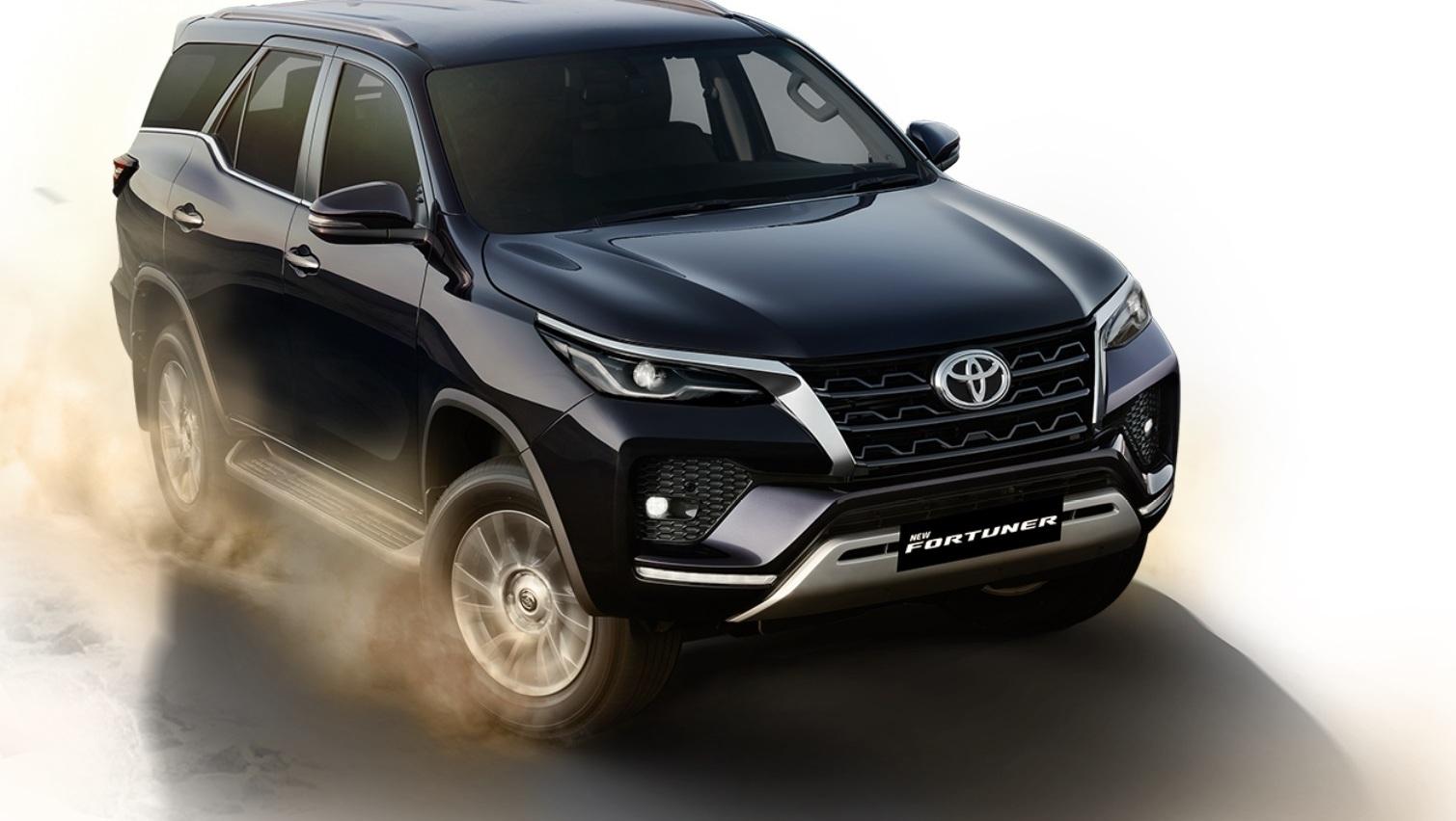 1509x852 Toyota Fortuner in picture