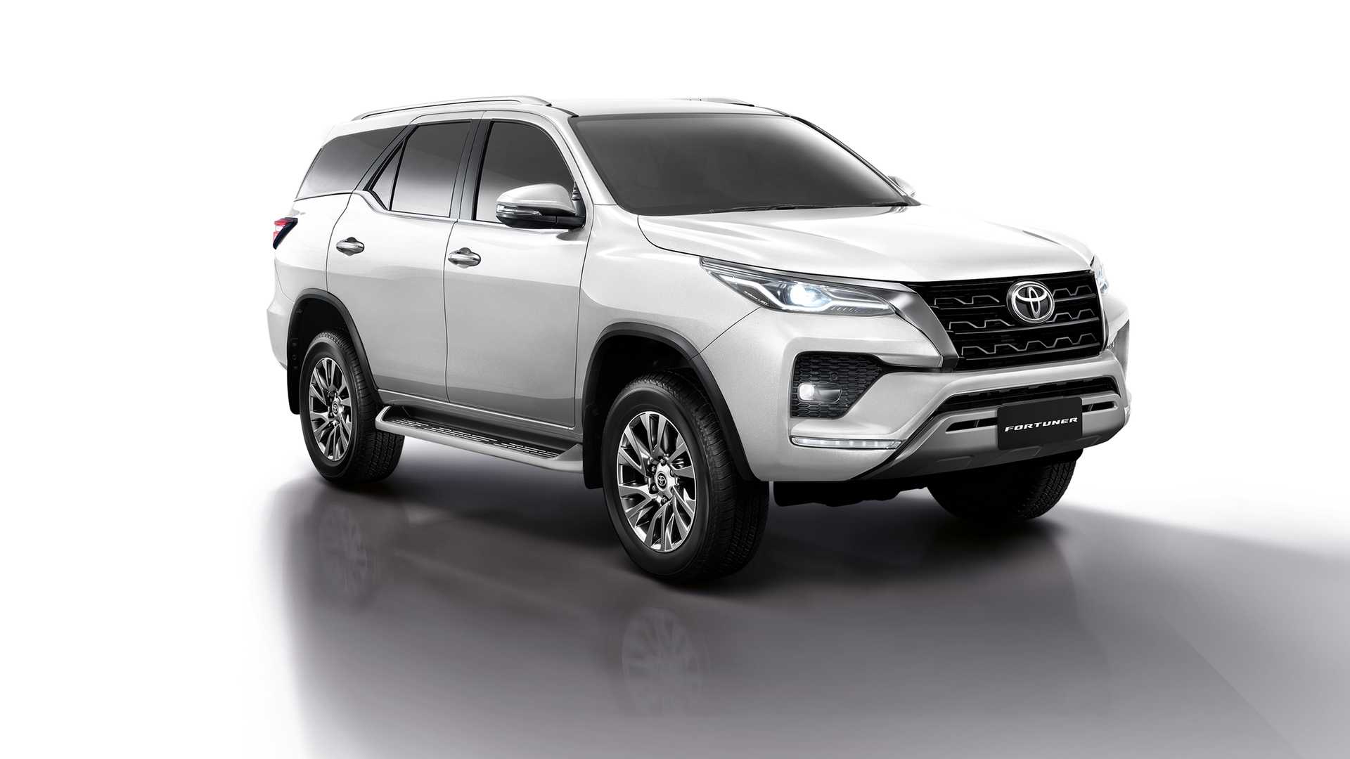1920x1080 Toyota Fortuner Revealed With More Power And Technology