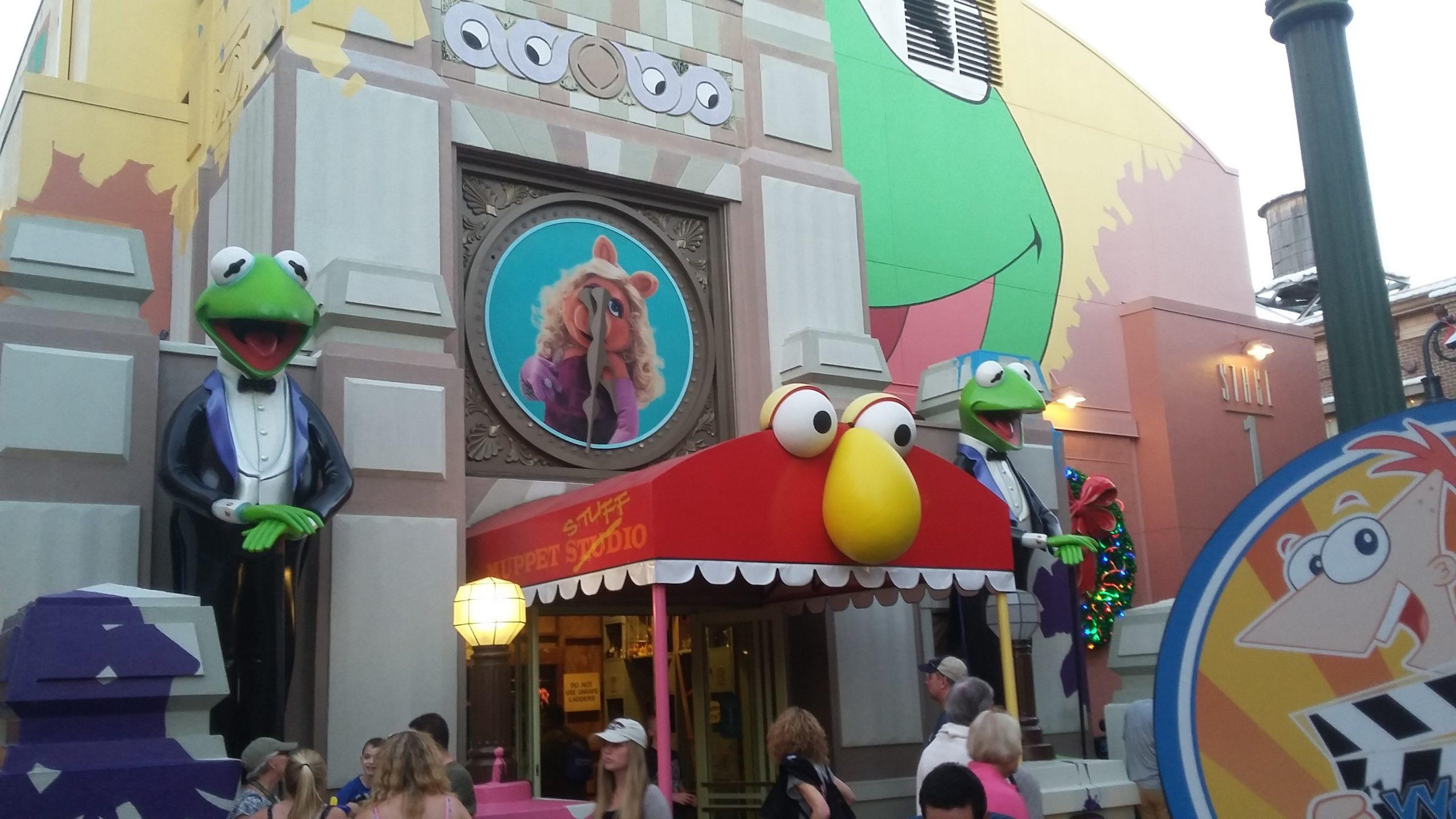 2560x1440 Quiet Places at Disney's Hollywood Studios for a Break