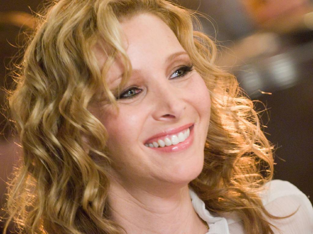 1024x768 Lisa Kudrow Wallpaper