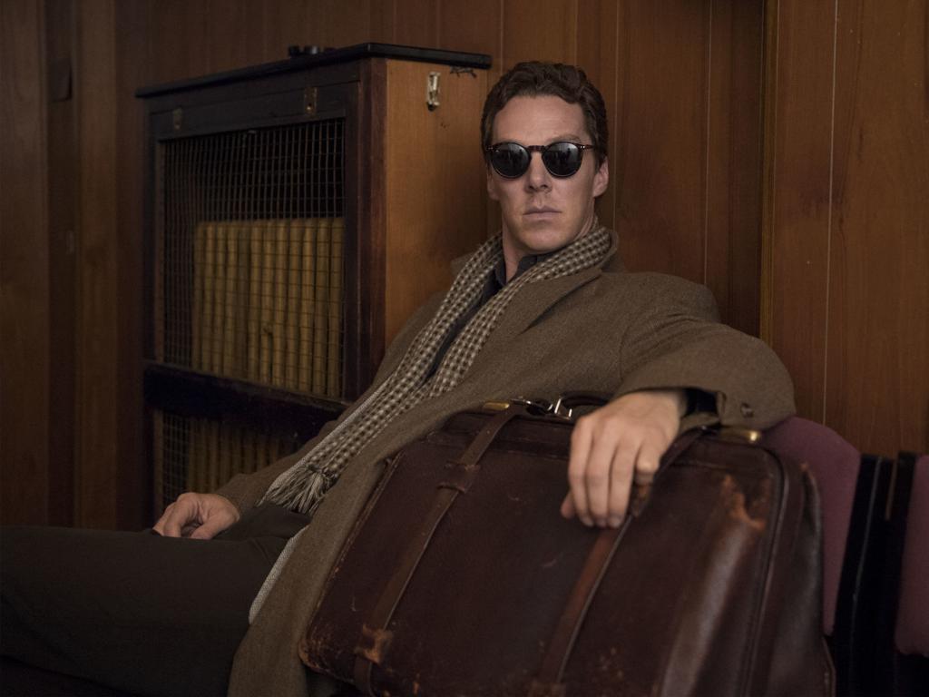 1024x768 Patrick Melrose' role gives Jennifer Jason Leigh plenty to savor