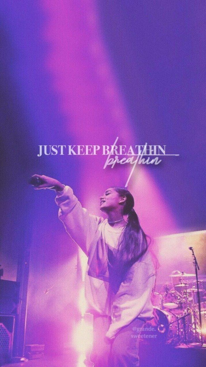 715x1271 Ariana Grande Wallpaper