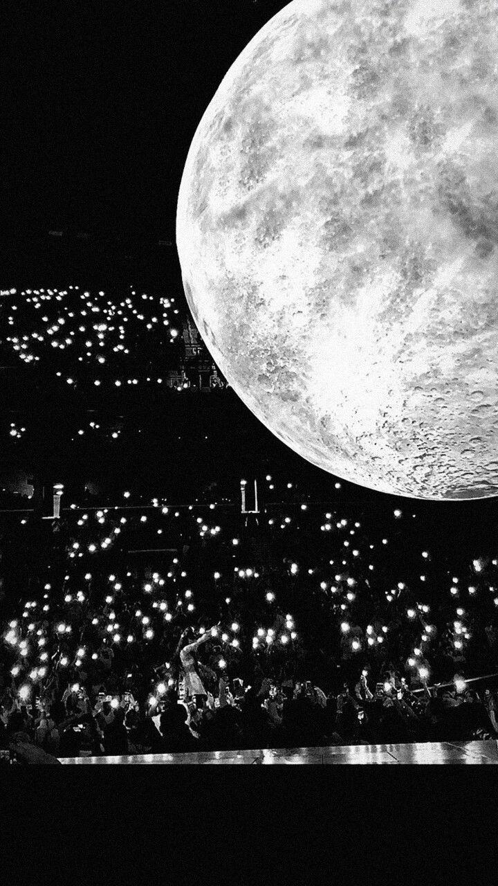 720x1280 Ariana Grande ☁ owner:. Ariana grande background, Ariana grande photohoot, Ariana grande wallpaper