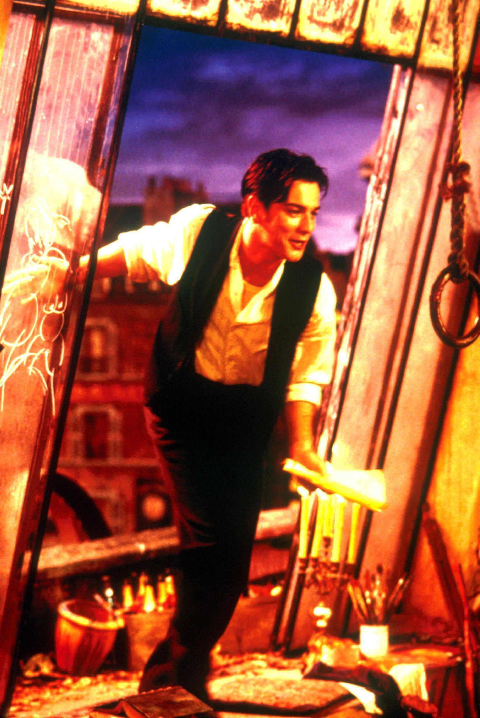 1579x2362 Moulin Rouge Wallpaper