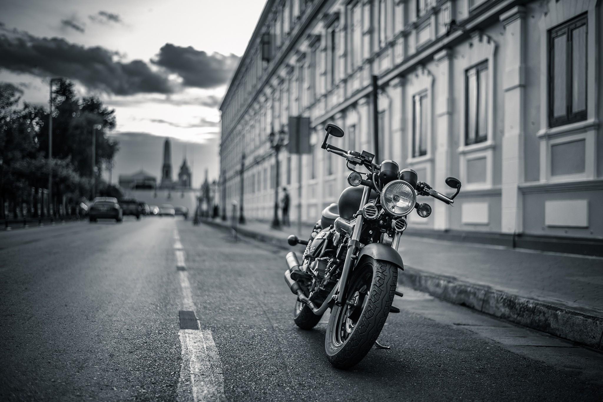 2048x1366 #Heavy Bike, #modified, #Harley Davidson, #motorcycle, #monochrome, #Harley Davidson, Wallpaper. Mocah HD Wallpaper