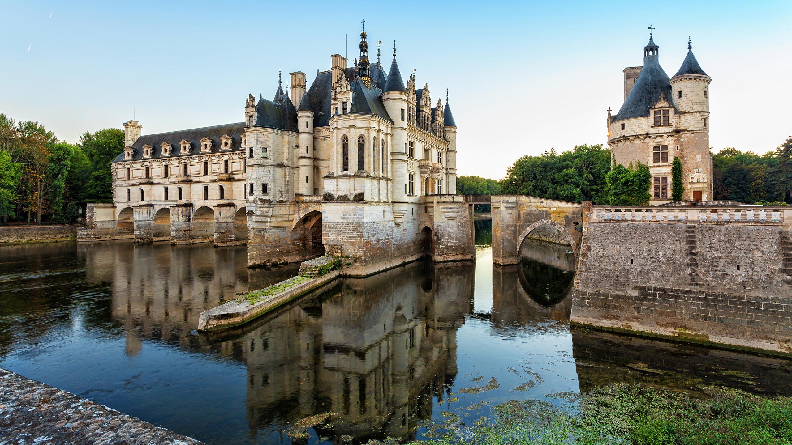 2560x1440 Desktop Wallpaper France castle Chenonceau Canal bridge 2560x1440