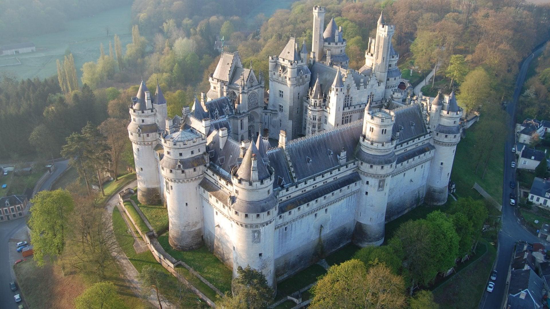 1920x1080 Pierrefonds castle, France: castles