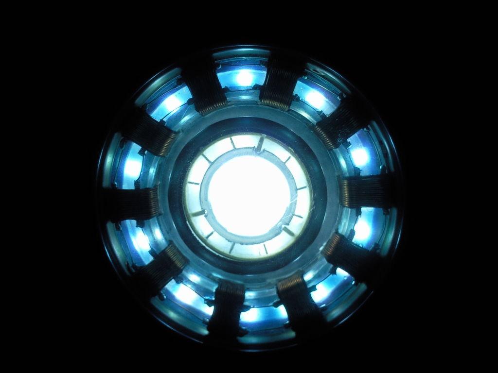 1024x768 Arc reactor wallpaper