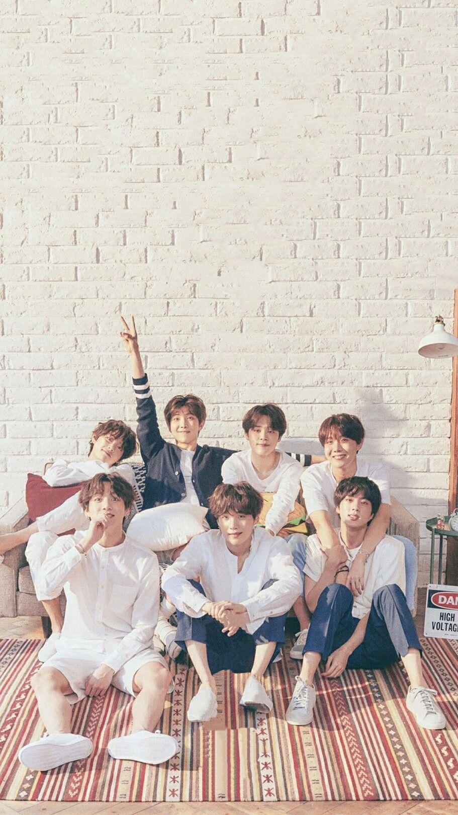 Featured image of post Wallpaper Bts Keyboard Discover images and videos about bts wallpaper from all over the world on we heart it