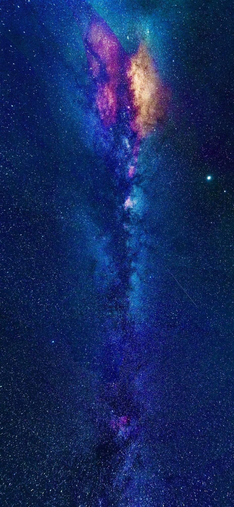 928x2008 Cosmic Sky Wallpaper For Tech
