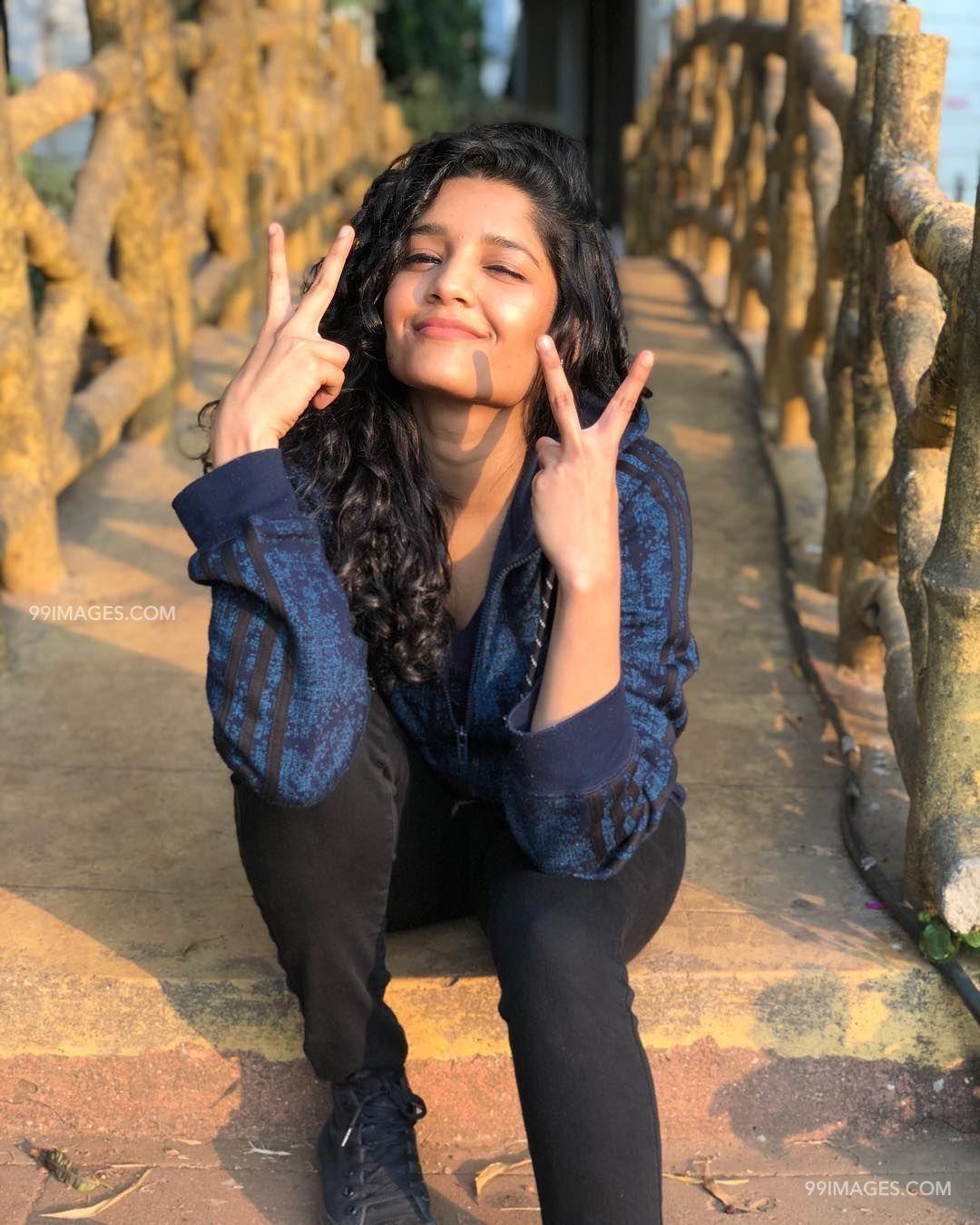 1080x1350 Ritika Singh Beautiful Photo & Mobile Wallpaper HD (Android IPhone) (1080p) #ritikasingh #ac. Teenage Girl Photography, Girly Photography, Ritika Singh