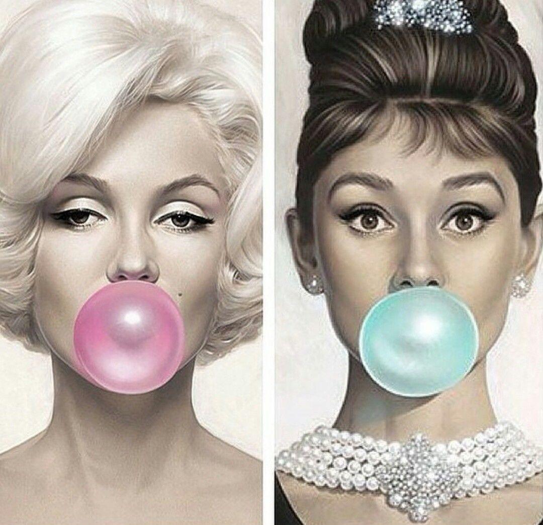 1080x1044 9.95 GBP Framed Prints Hepburn & Marilyn Monroe Blowing Bubbles Pic. Marilyn monroe and audrey hepburn, Bubble picture, Audrey hepburn wallpaper