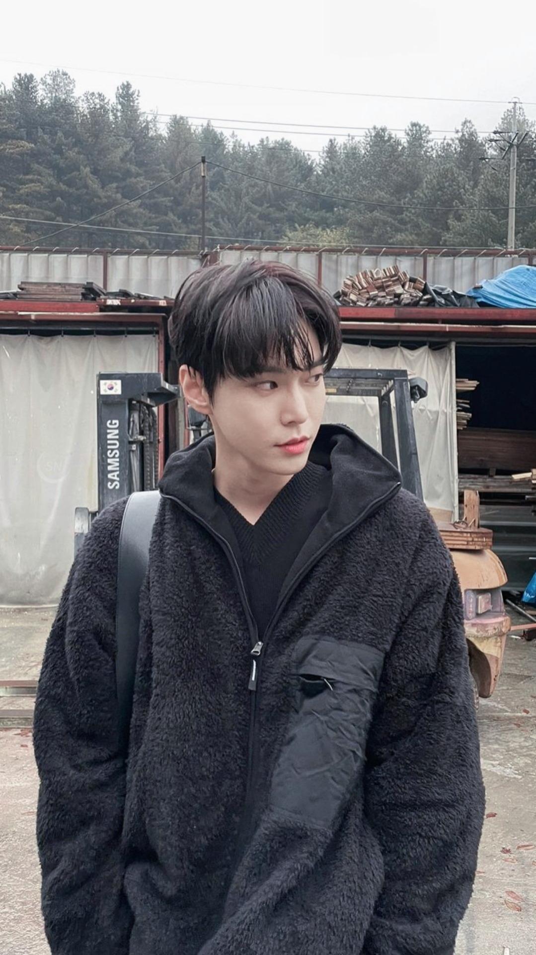 1079x1920 Foto Doyoung Nct Aesthetic
