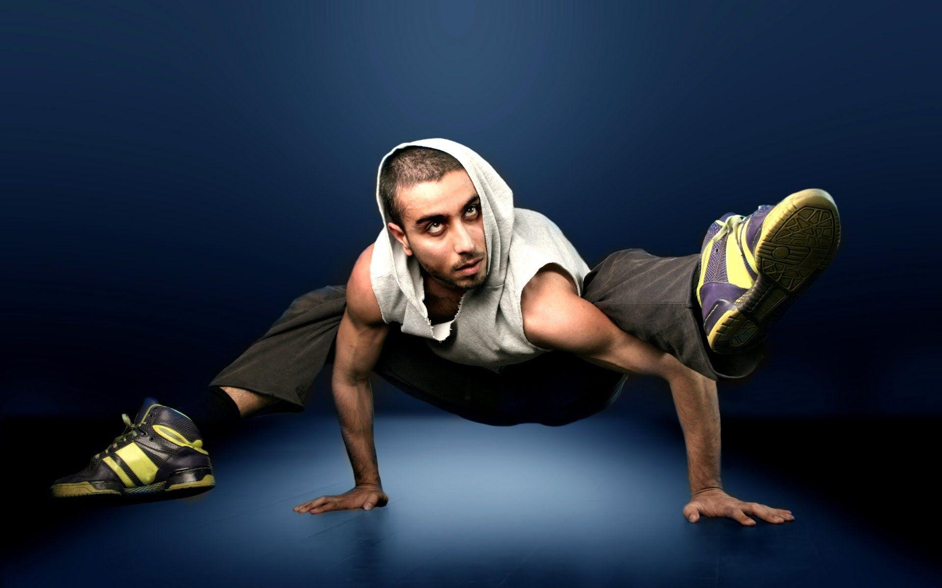 1920x1200 Funny dance with the boys. Break dance, Hip hop dance, Best dance
