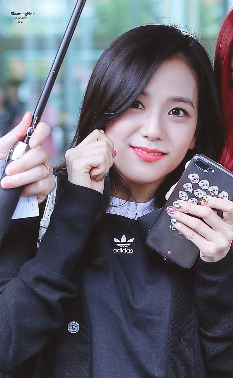 788x1280 Blackpink Cute Wallpaper
