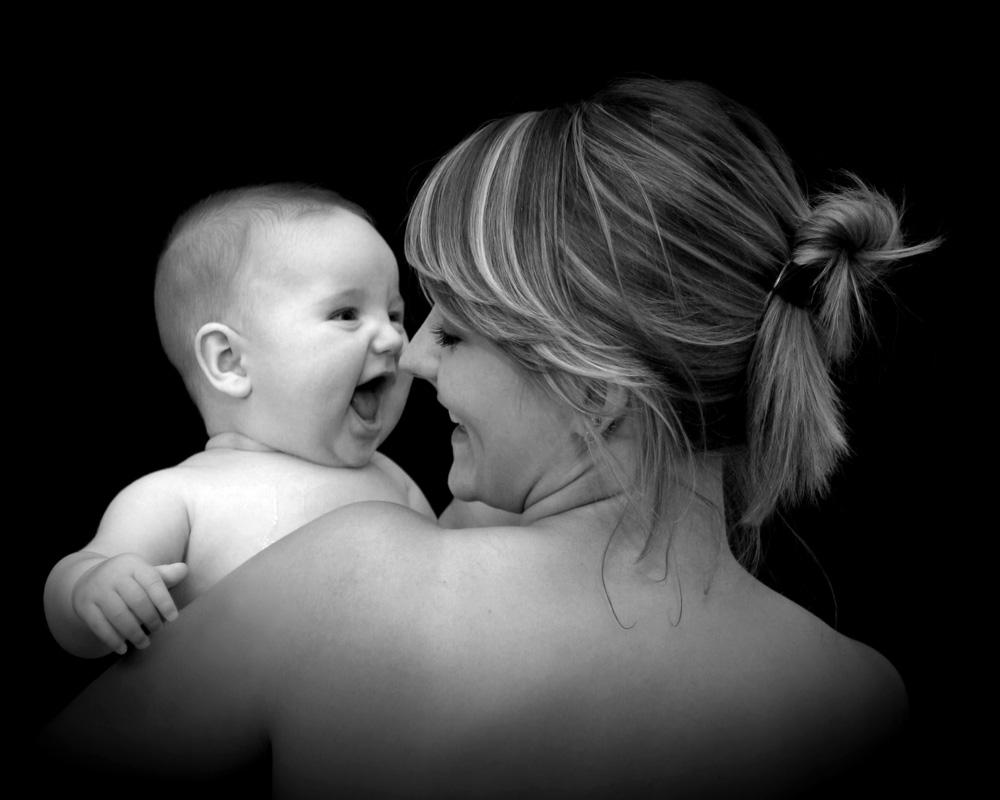 1000x800 mom and baby