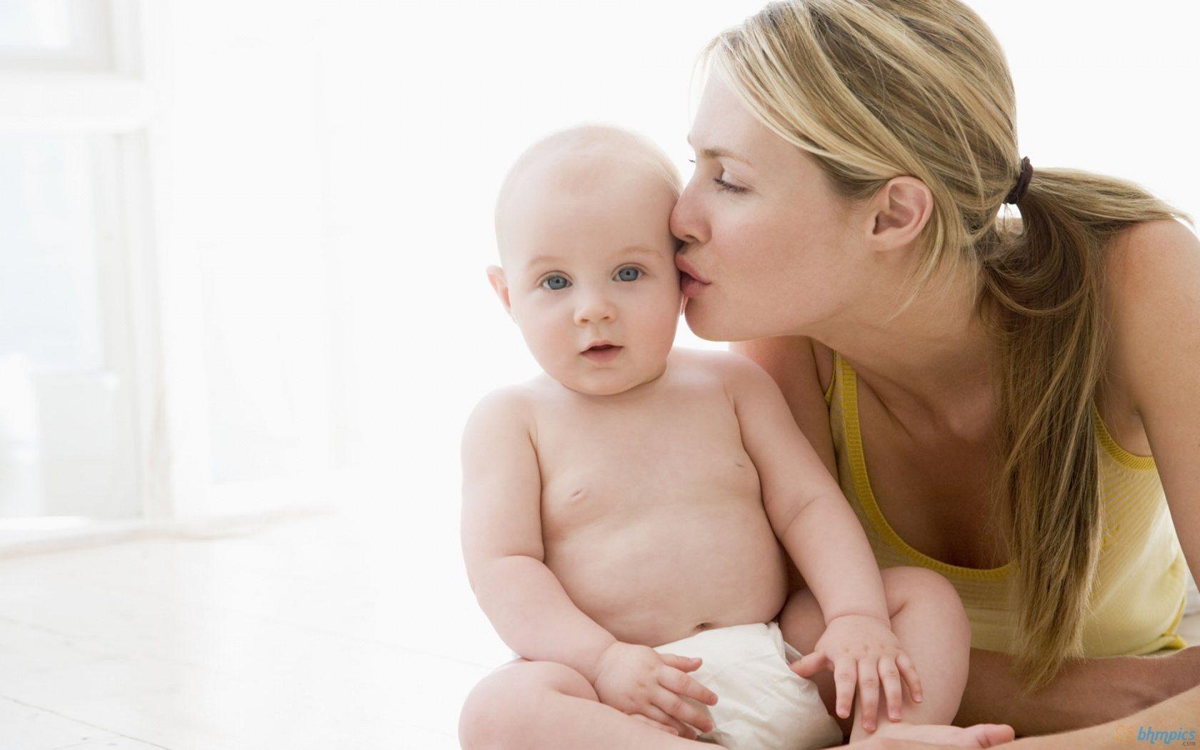 1680x1050 Baby And Mom HD Wallpaper And Baby HD