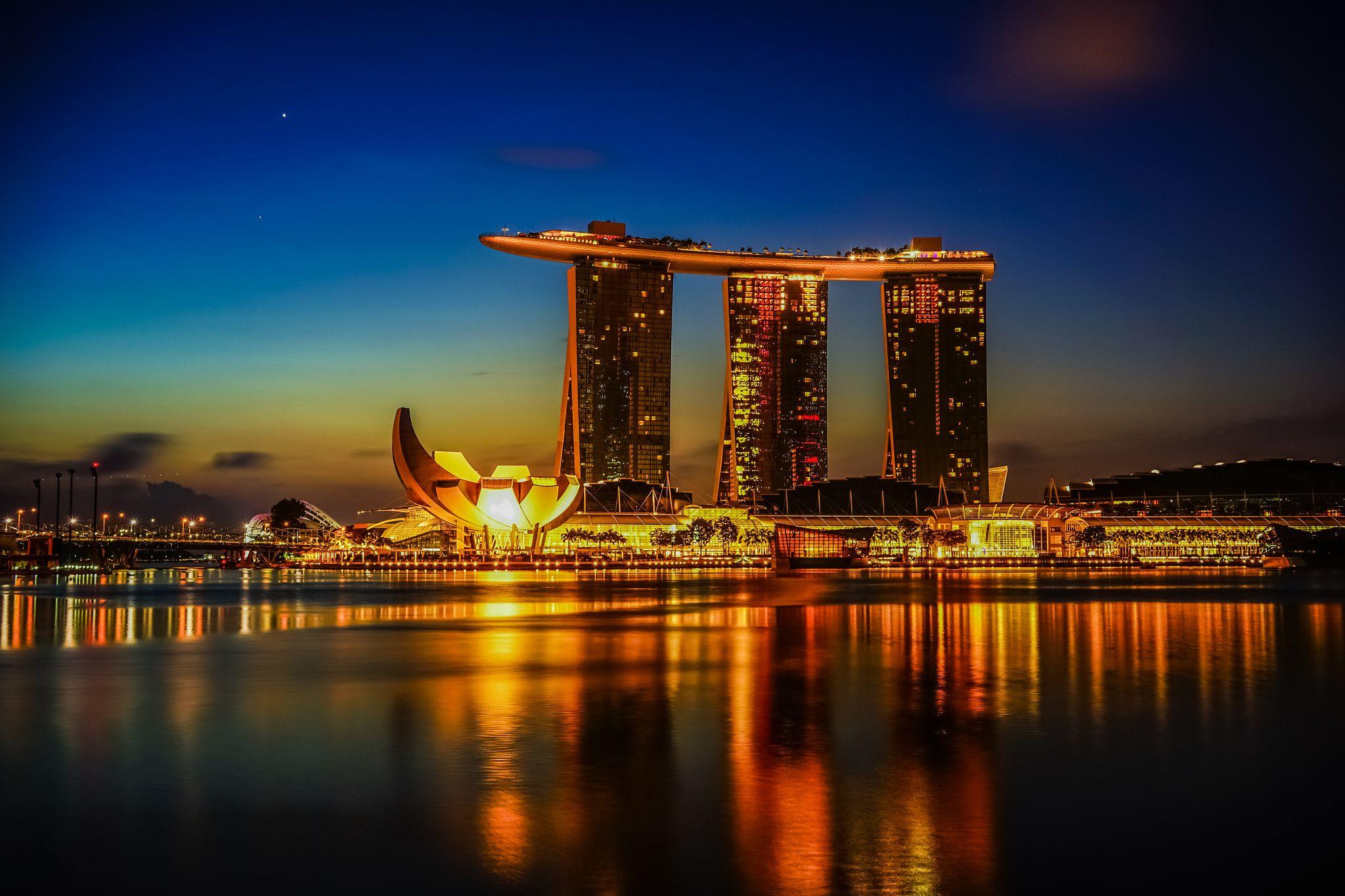 2048x1365 Marina Bay at dawn. Singapore, Riau islands, Sunset landscape