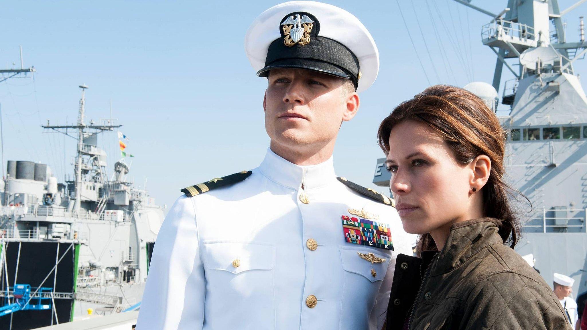 2050x1153 The Last Ship