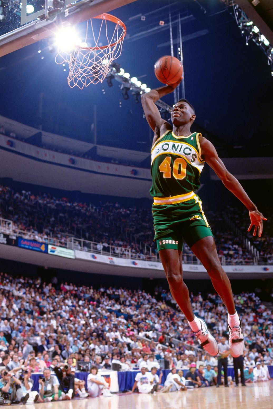 1035x1553 Shawn Kemp soars for the dunk.: NBAimages