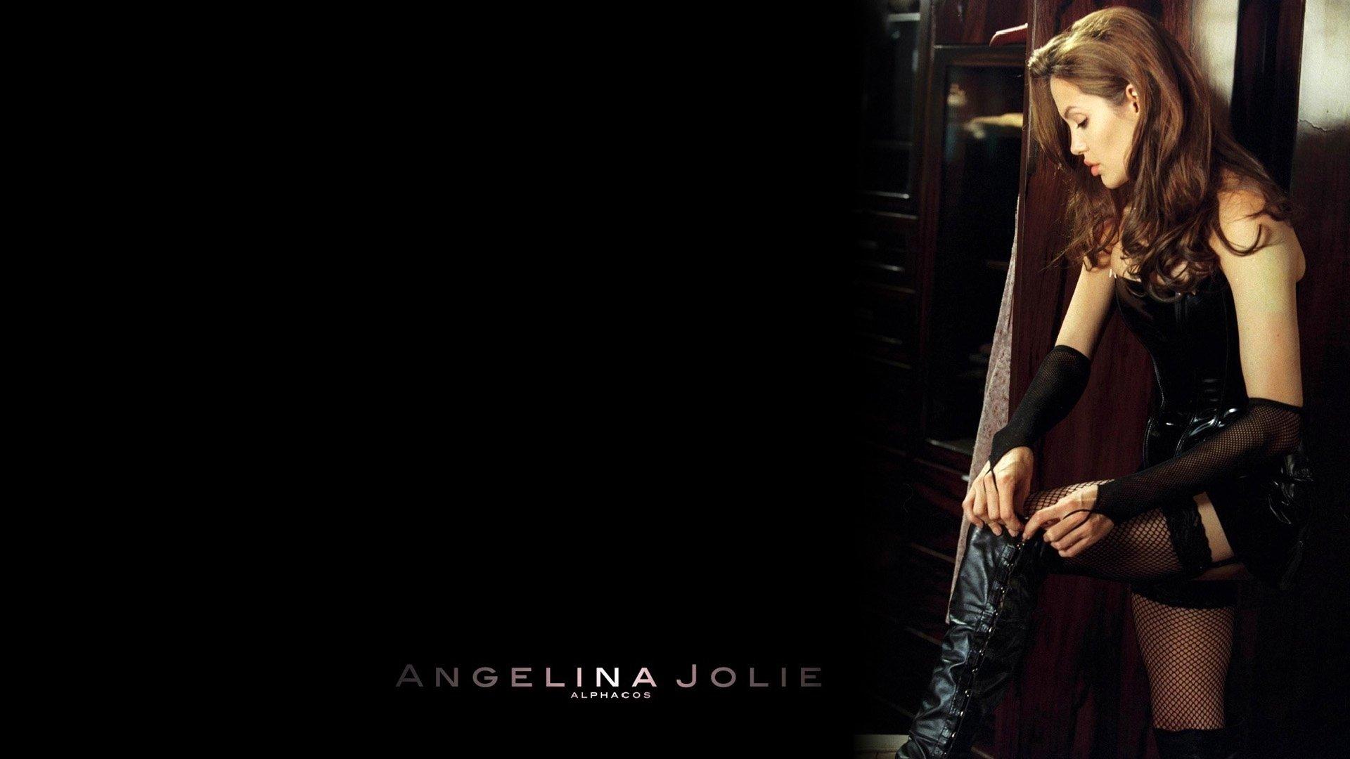1920x1080 Mr. & Mrs. Smith HD Wallpaper and Background Image