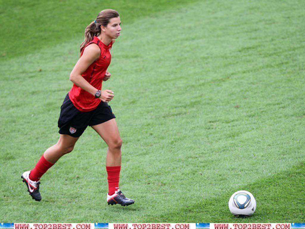 1024x768 Tobin Heath Desktop HD Wallpaper