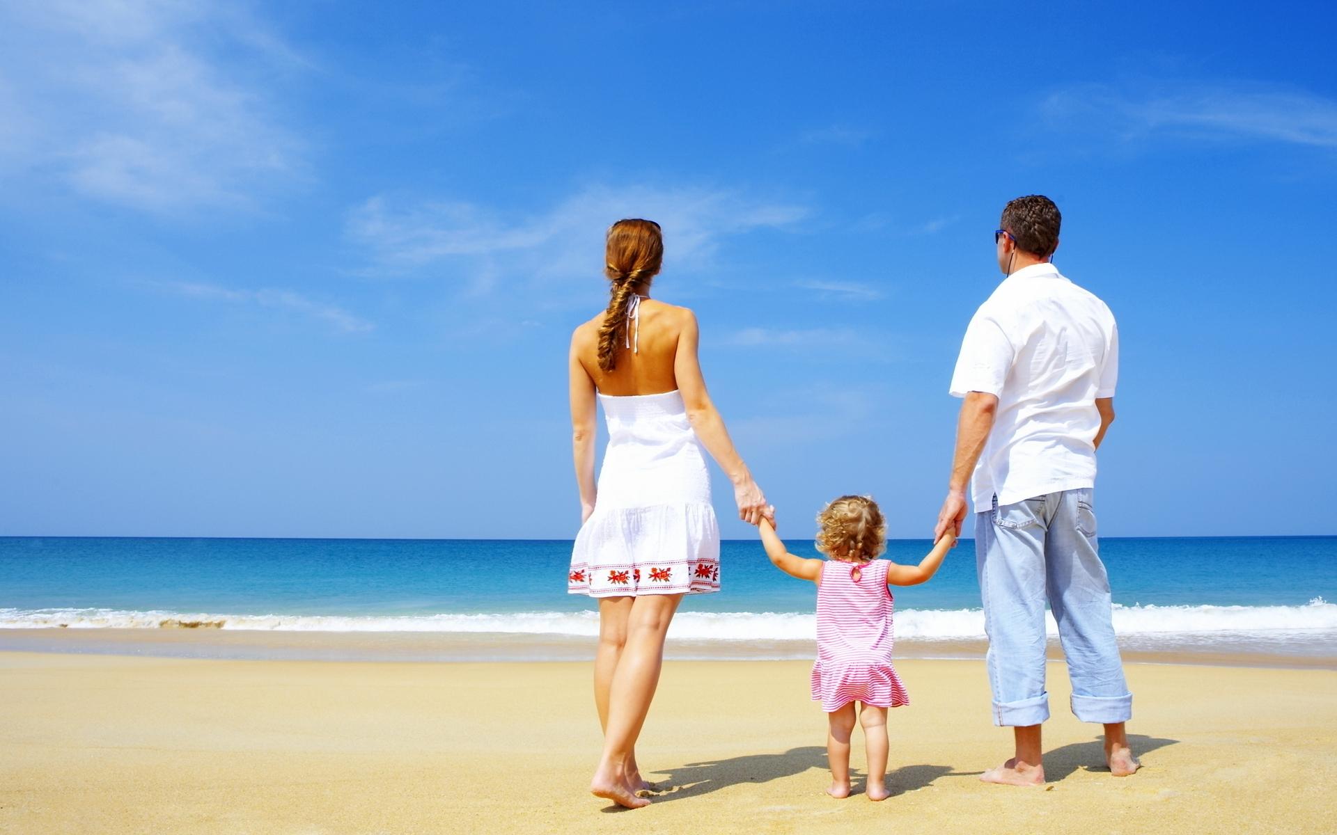 1920x1200 Wallpaper Family, Vacation, Travel, People, Beach, Background Free Image