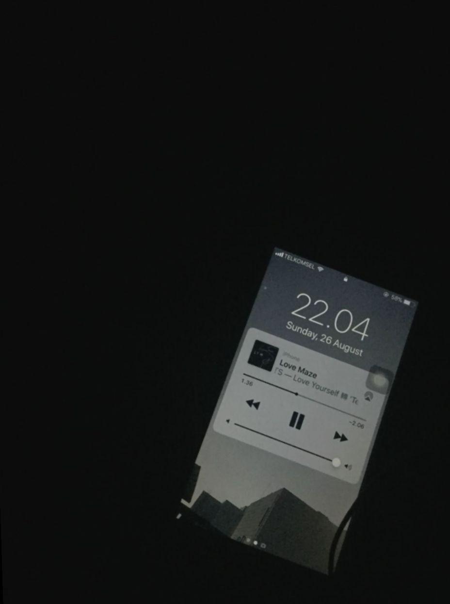 928x1245 Korean Aesthetic Wallpaper Black