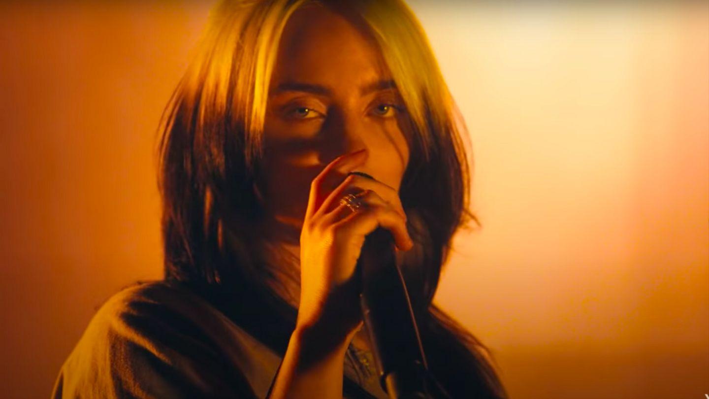 1440x810 Watch Billie Eilish Perform 'My Future' At The DNC