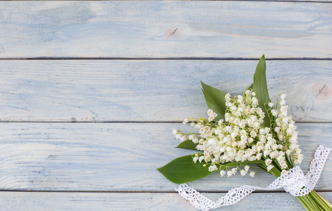 1332x850 Wallpaper flowers, bouquet, spring, white, lilies of the valley, wood, flowers, spring, lily of the valley image for desktop, section цветы