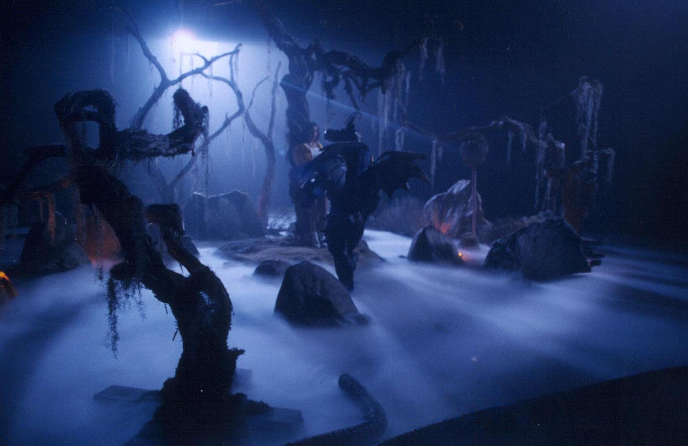1400x909 HAUNTED GRAVEYARD