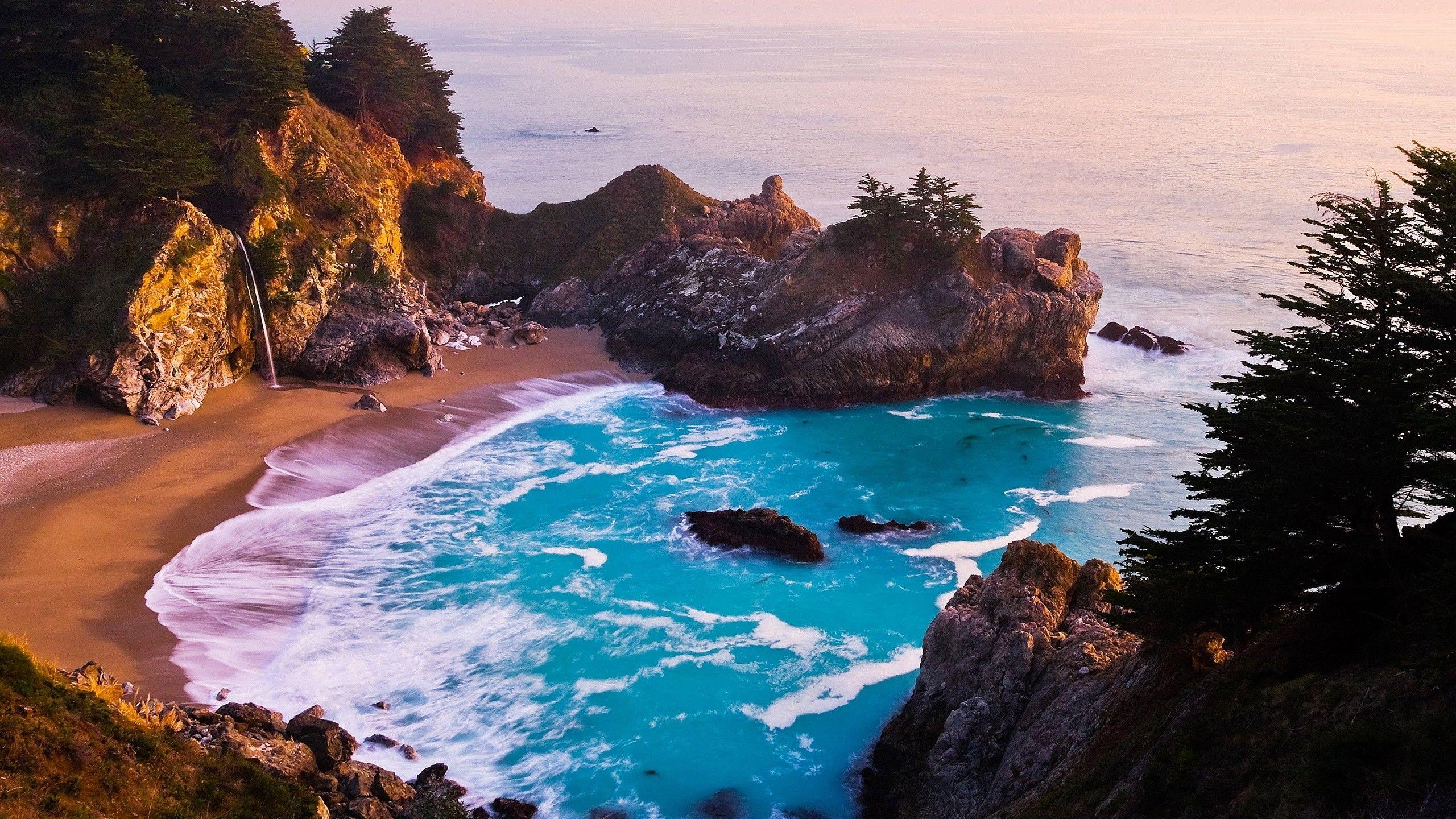 2560x1440 California Beach Wallpaper