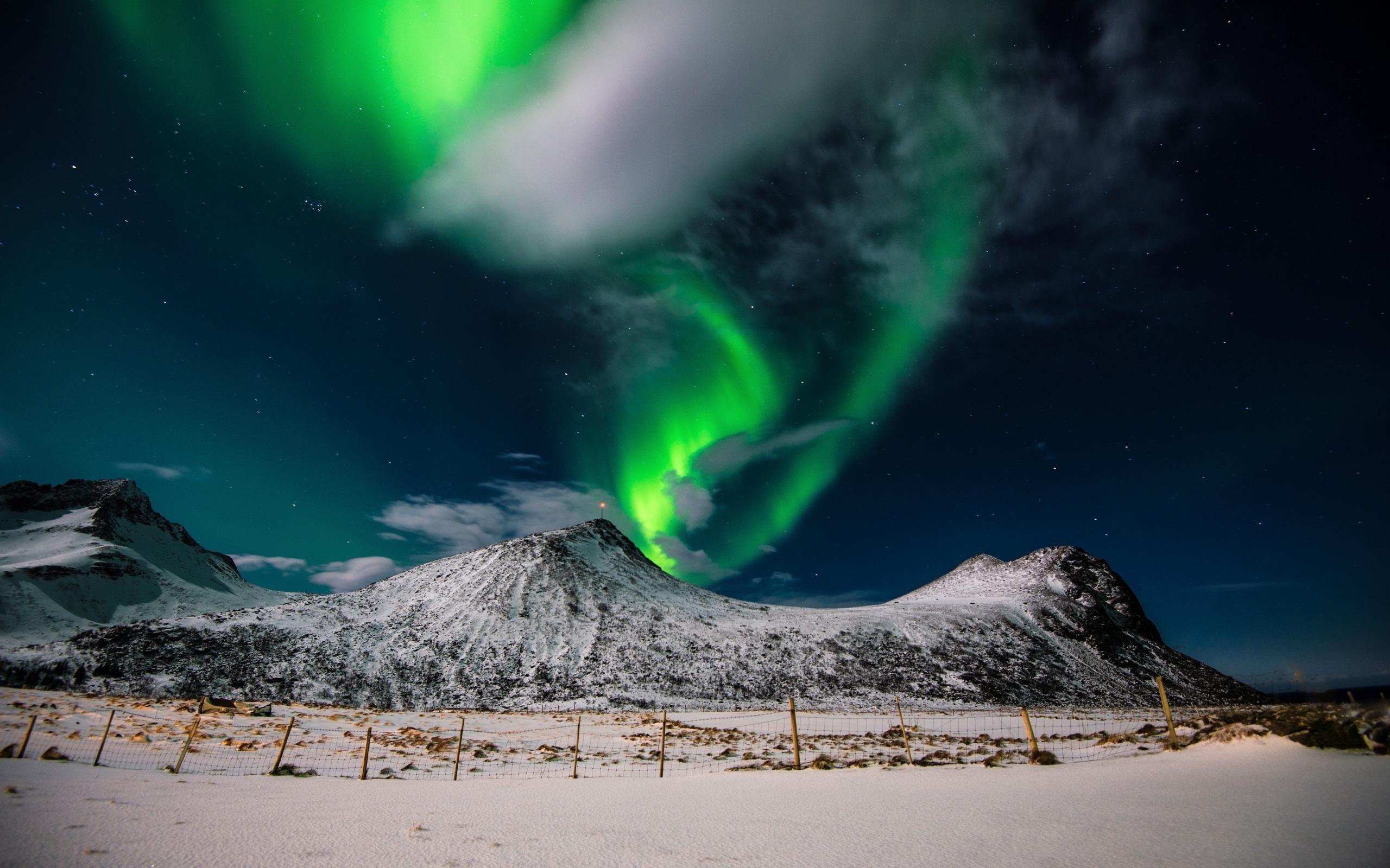2560x1600 Aurora Borealis Northern Lights HD Wallpaper