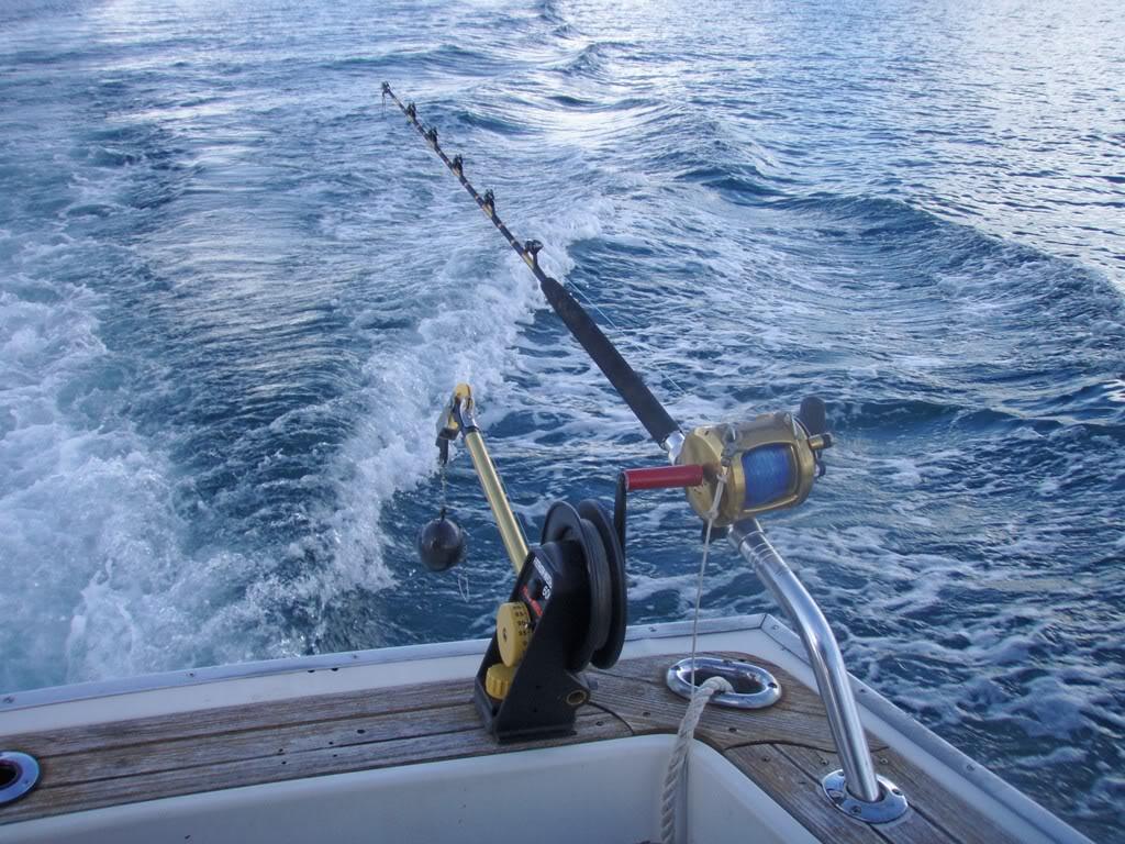 1024x768 Offshore Fishing Wallpaper