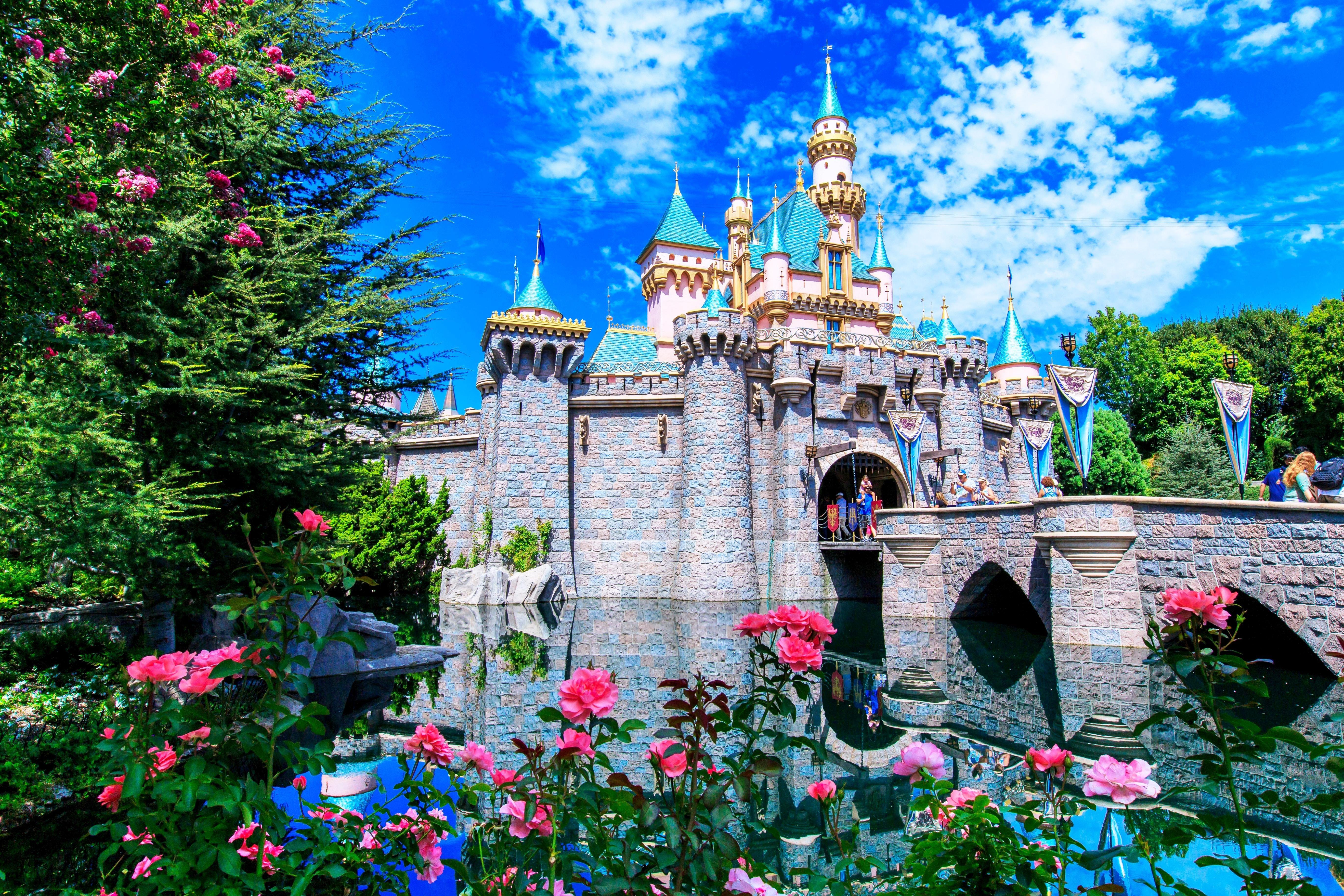5479x3653 Disney desktop wallpaper, Sleeping beauty castle, Disneyland