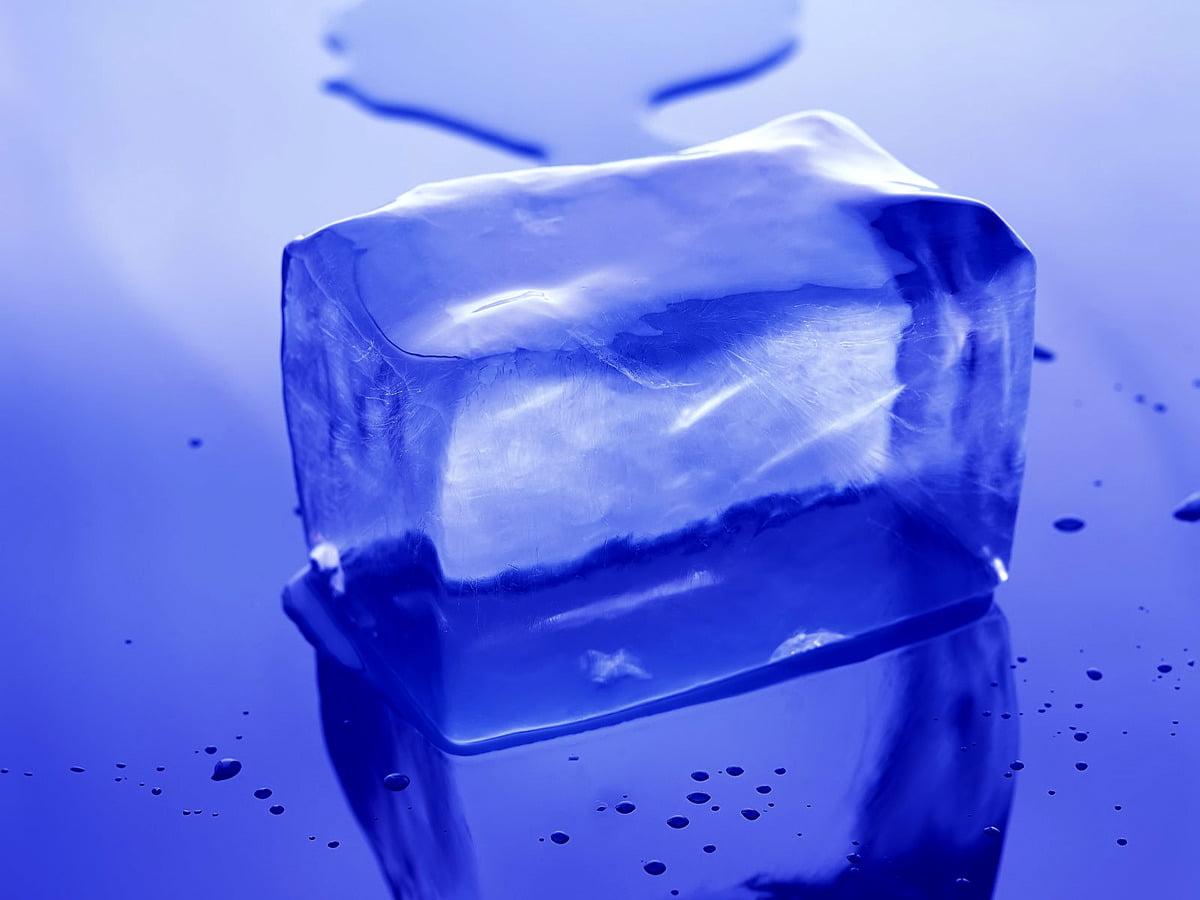 1200x900 Minimalist Water, Ice, Blue background picture. FREE Best photo