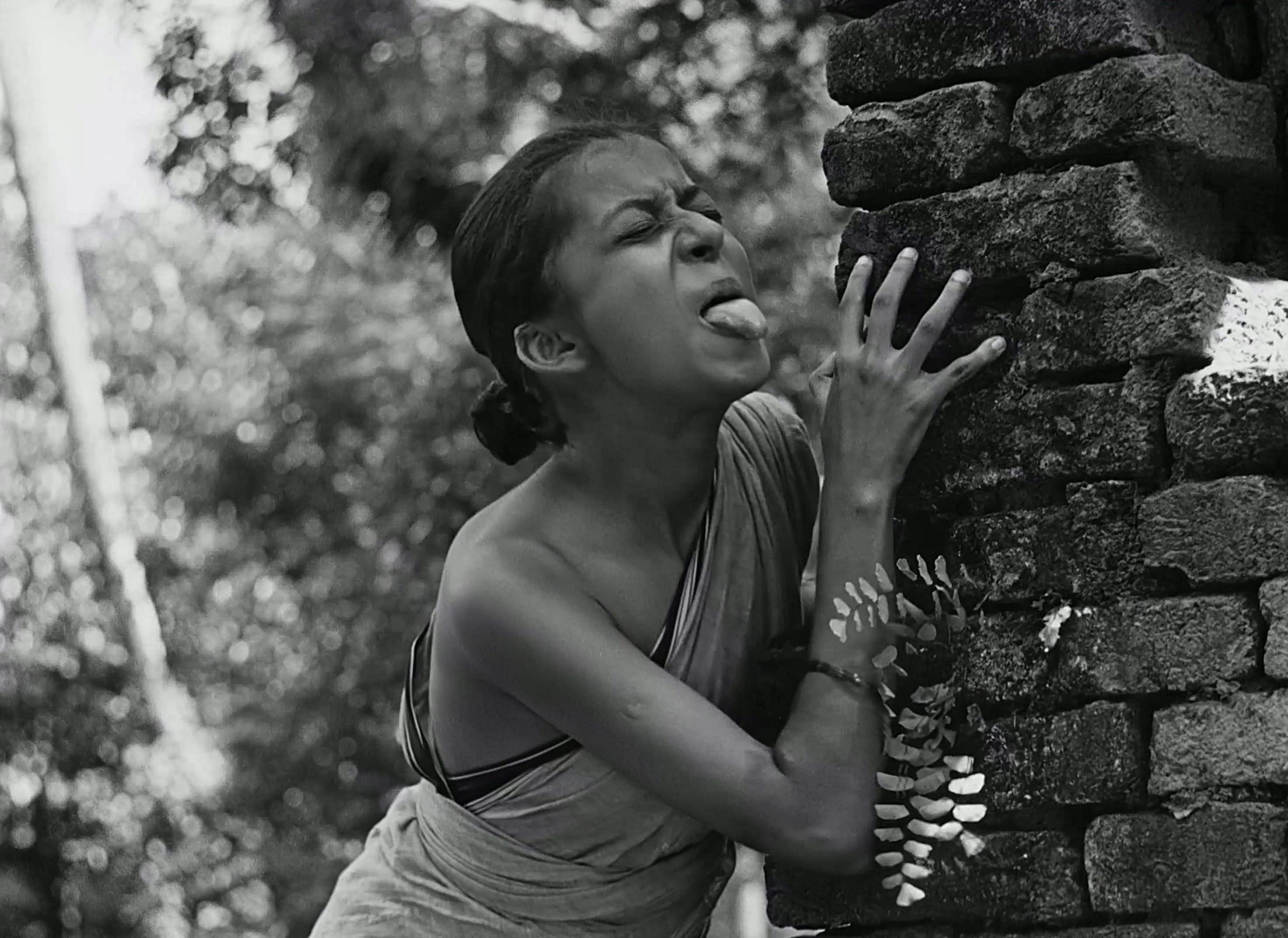 2944x2144 Colouring Ray's Pather Panchali: Cultural Icon Not Under Attack