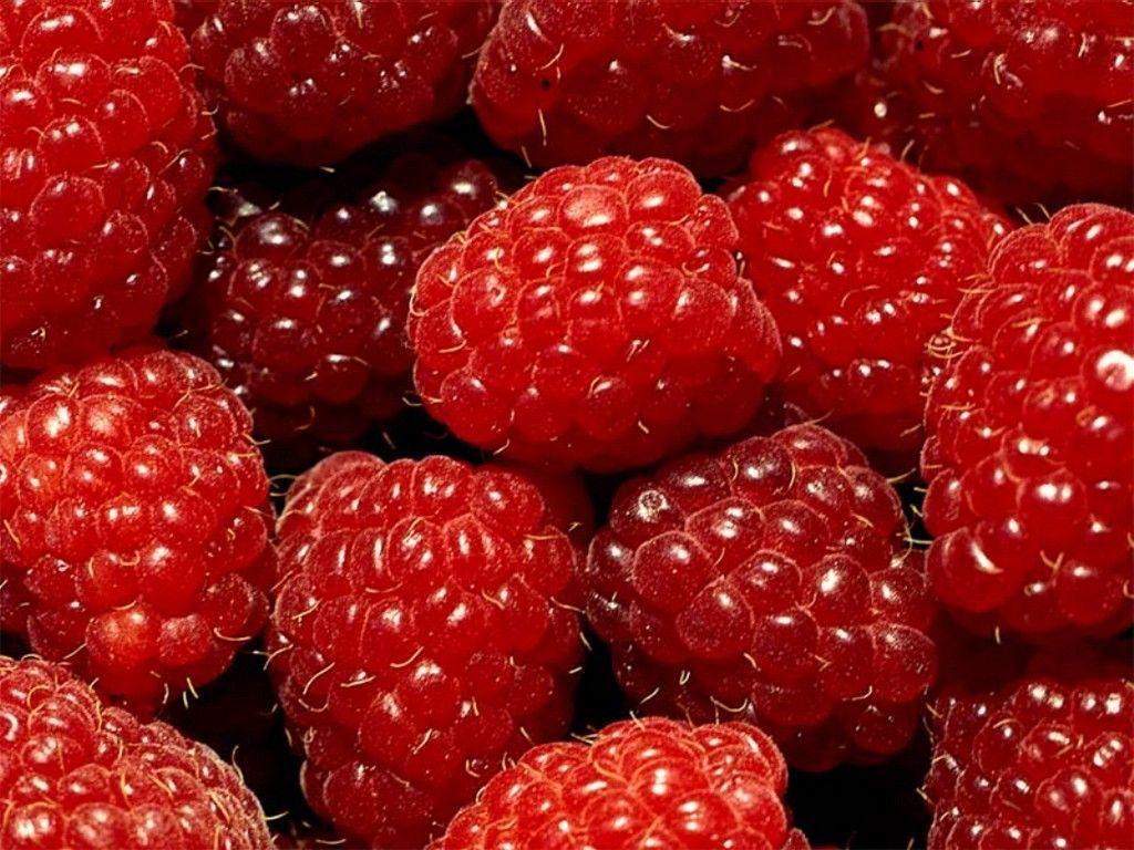 1024x768 Red Fruit