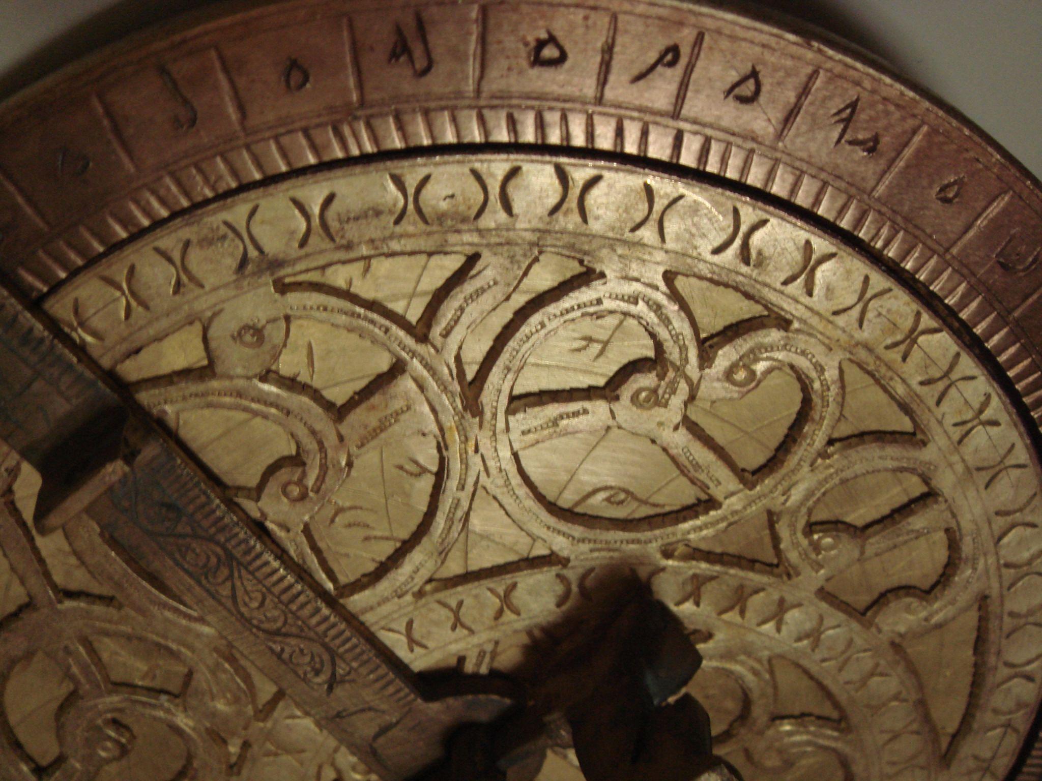 2048x1536 Astrolabe