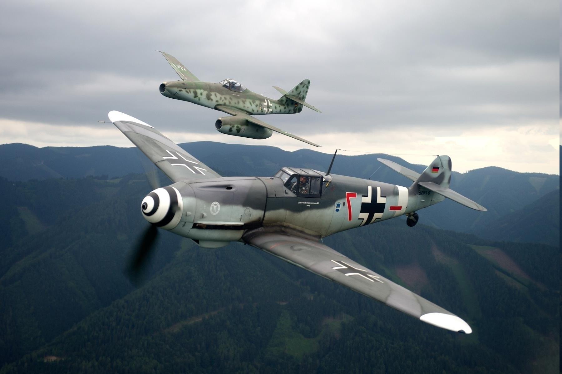1800x1198 military Aircraft, Aircraft, World War II, Messerschmidt, Bf Me Messerschmitt Wallpaper HD / Desktop and Mobile Background