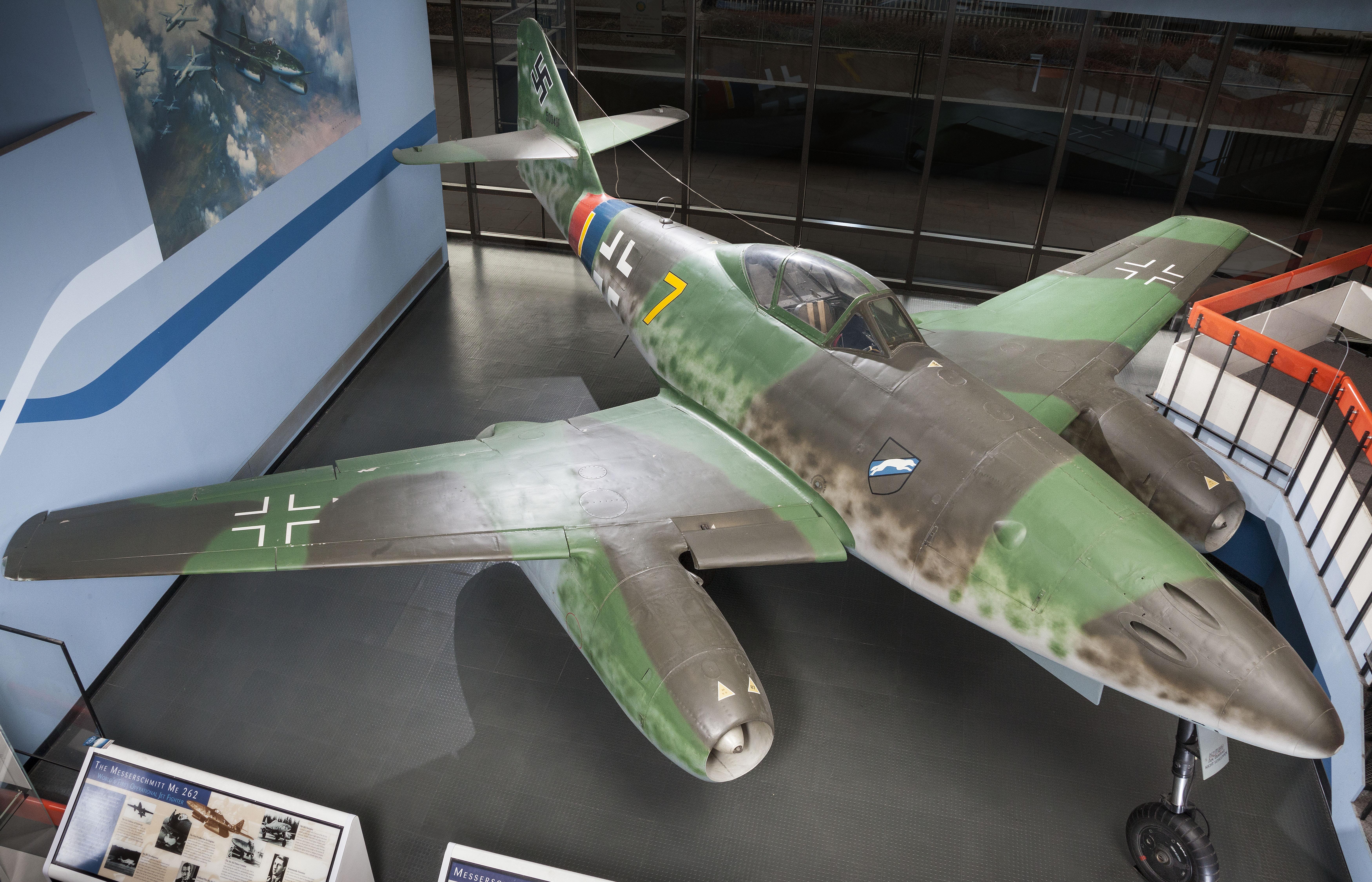 7000x4500 Messerschmitt Me 262 A 1a Schwalbe (Swallow). National Air And Space Museum