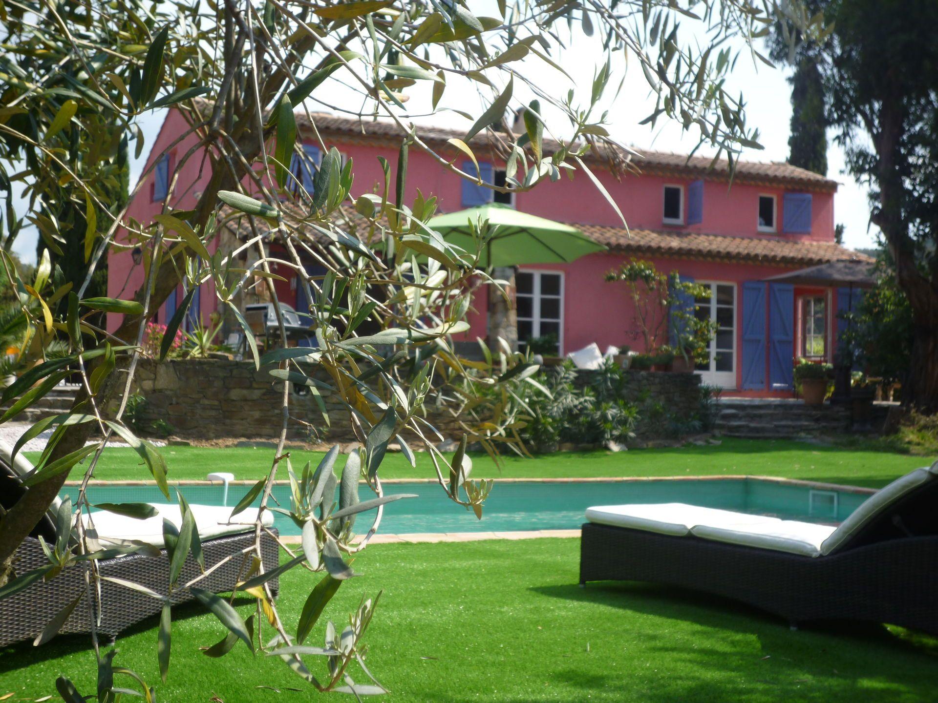 1920x1440 Beautiful Villa in South of France